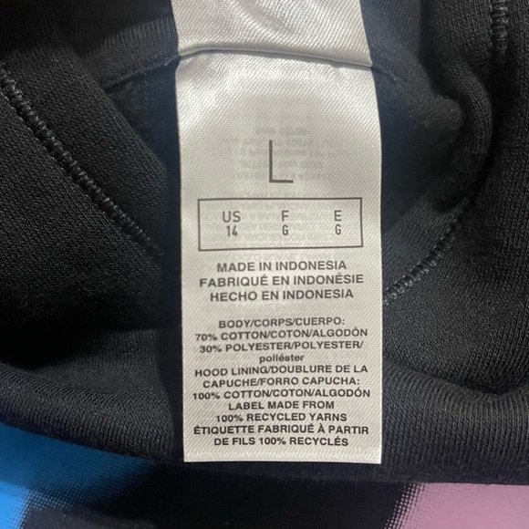 NWT Girl’s Size 14 Adidas Aura Flower Print Pullover Hoodie In Black/Multicolors - Picture 11 of 12